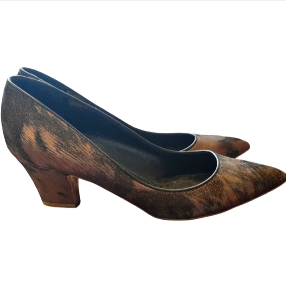 RUPERT SANDERSON Elegant Brown And Gold Calfskin Heels
